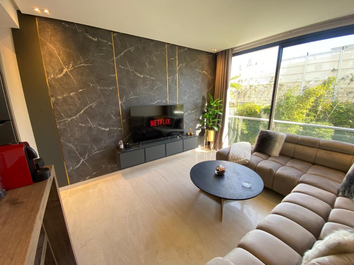 Tres Beau Studio A Ain Diab Casablanca Exterior photo